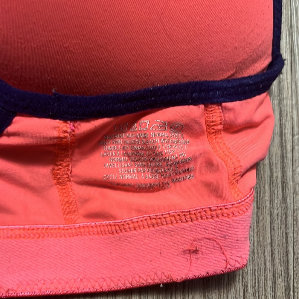 Victoria’s Secret PINK YOGA BRA - Picture 8 of 10